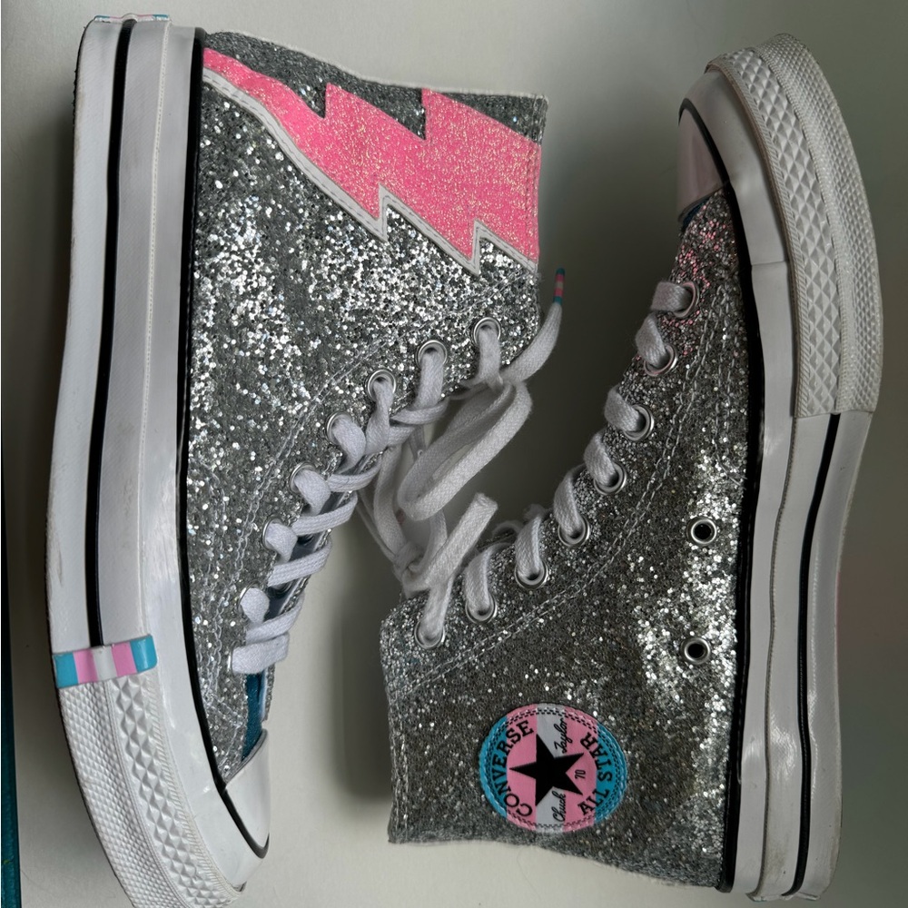 Converse Glitter Pride High Tops - W8.5/M6.5 🏳️‍⚧️